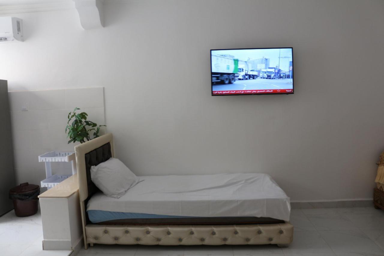 Studio Nador Near Of Lc Waikiki Klima Parking Wifi Apartment Exterior photo